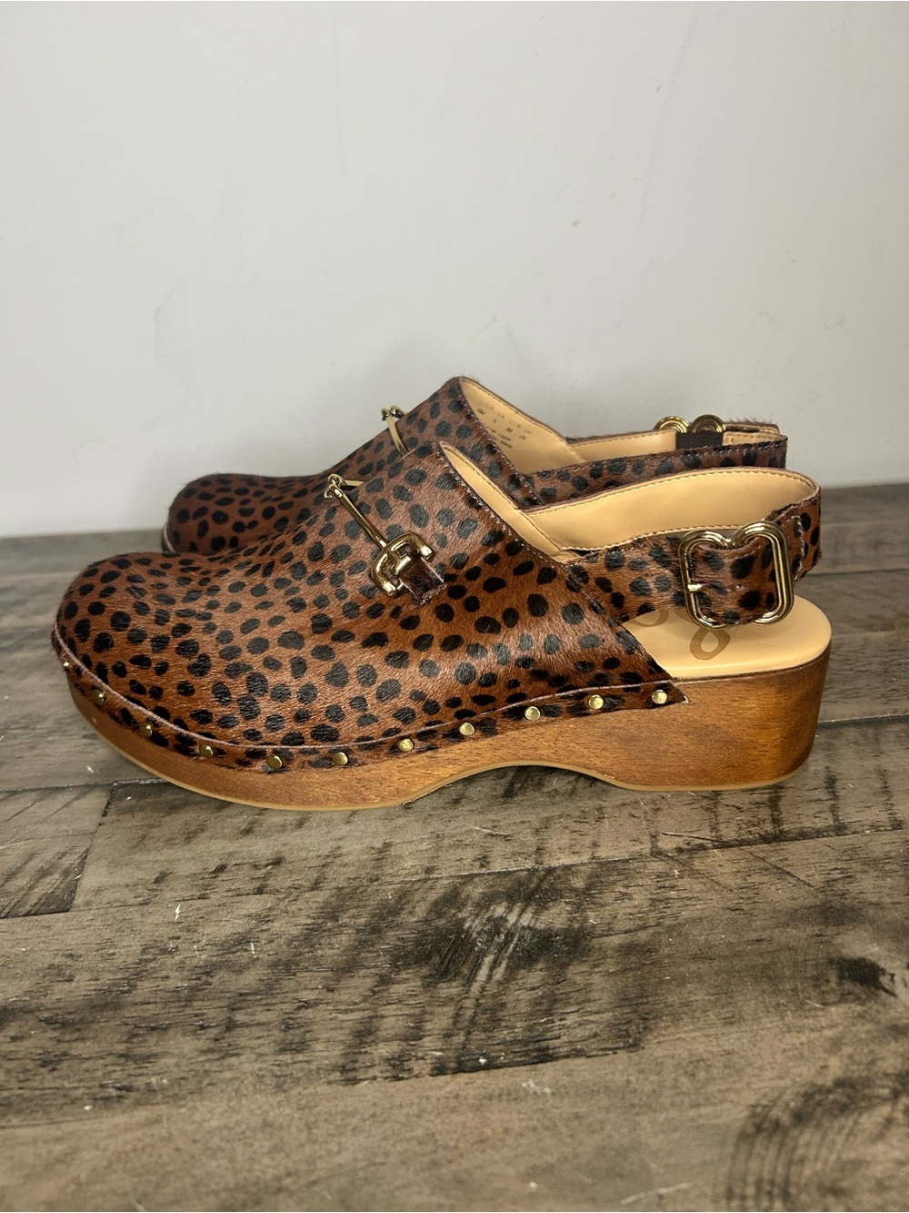 Sam Edelman Hilda Leopard Print Slingback Clog with Studded Wood Heel - Picture 4 of 7